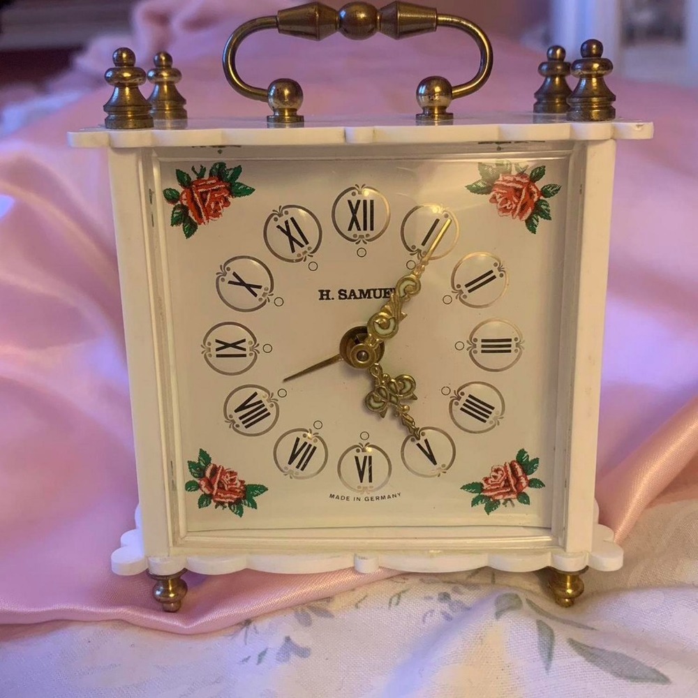 White and Gold Decor-home-accesories